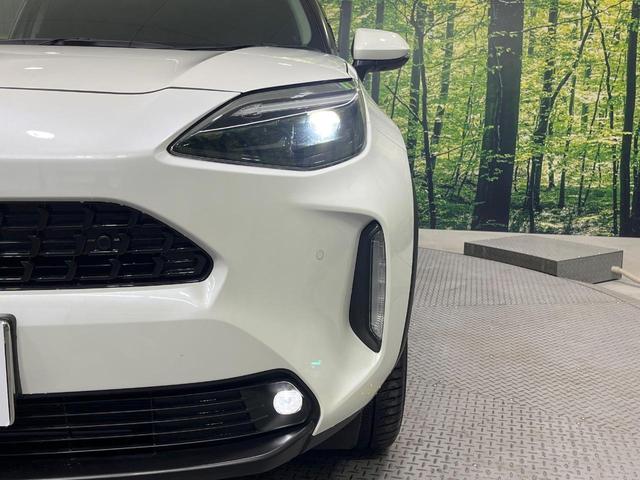 ヤリスクロス ハイブリッドZ 禁煙車 純正8インチDA(ナビ・TV) 全周囲カメラ Bluetooth 衝突軽減 パワーバックドア LEDヘッドライト ETC シートヒーター BSM スマートキー(13枚目)