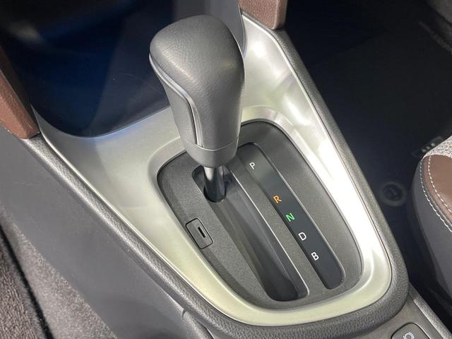 ヤリスクロス ハイブリッドZ 禁煙車 純正8インチDA(ナビ・TV) 全周囲カメラ Bluetooth 衝突軽減 パワーバックドア LEDヘッドライト ETC シートヒーター BSM スマートキー(37枚目)