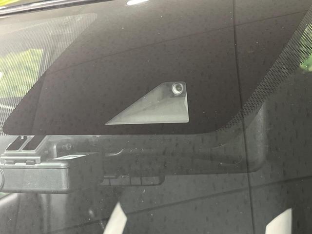 ノート ｅ－パワー　Ｘ　Ｖセレクション　禁煙車　純正ＳＤナビ　全周囲カメラ　衝突被害軽減システム　レーダークルーズ　ドラレコ　コーナーセンサー　スマートキー　ＬＥＤヘッドライト　ＥＴＣ　純正１５インチアルミ　車線逸脱警報　オートライト（3枚目）