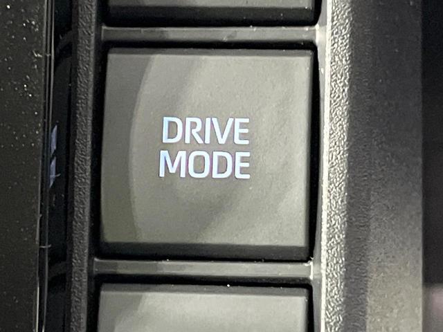 シエンタ ハイブリッドＺ　禁煙車　純正１０型ＤＡ　両側電動ドア　１２型後席モニター　全周囲カメラ　衝突被害軽減システム　ＢＳＭ　レーダークルーズ　アドバンスパーク　ドラレコ　コーナーセンサー　ＥＴＣ　純正１５ＯＰインチアルミ（40枚目）