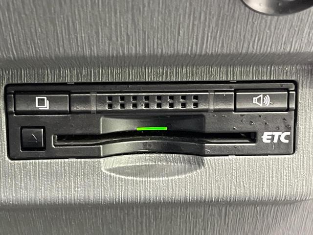 プリウスアルファ Ｇ　禁煙車　純正ＳＤナビ　バックカメラ　ドラレコ　スマートキー　ＬＥＤヘッドライト　ビルトインＥＴＣ　クルーズコントロール　オートライト　オートエアコン　Ｂｌｕｅｔｏｏｔｈ接続　ＣＤ　ＤＶＤ再生　地デジ（6枚目）