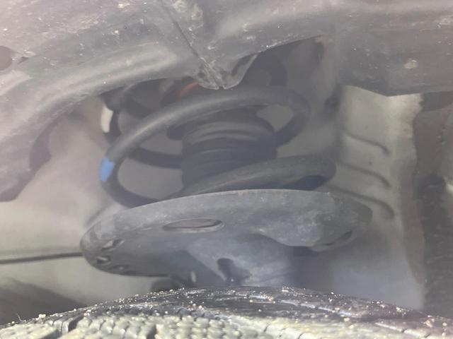 プリウスアルファ Ｇ　禁煙車　純正ＳＤナビ　バックカメラ　ドラレコ　スマートキー　ＬＥＤヘッドライト　ビルトインＥＴＣ　クルーズコントロール　オートライト　オートエアコン　Ｂｌｕｅｔｏｏｔｈ接続　ＣＤ　ＤＶＤ再生　地デジ（56枚目）