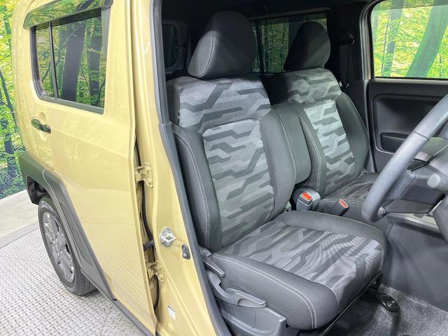 タフト Gターボ クロムベンチャー 禁煙車 ガラスルーフ SDナビ バックカメラ 衝突被害軽減システム レーダークルーズ シートヒーター コーナーセンサー スマートキー LEDヘッド ETC 純正15インチアルミ 車線逸脱警報(8枚目)