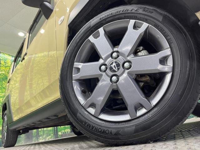 �y�����P�T�C���`�A���~�z�C�[���z�O�ςɃ}�b�`���������A���~�z�C�[���𑕒����Ă���܂��B�e��ЊO�A���~�z�C�[����A�X�^�b�h���X�^�C�����戵�����Ă���܂��B���񂲑��k����������