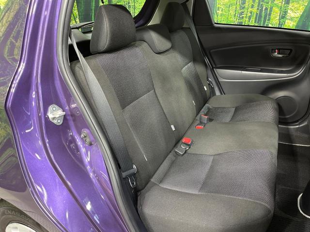 ヴィッツ Ｆ　セーフティーエディションＩＩＩ　禁煙車　純正ＳＤナビ　衝突被害軽減システム　ドラレコ　スマートキー　ＬＥＤヘッドライト　ＥＴＣ　車線逸脱警報　オートライト　Ｂｌｕｅｔｏｏｔｈ接続　ＣＤ　ＤＶＤ再生　ＬＥＤフォグライト（9枚目）