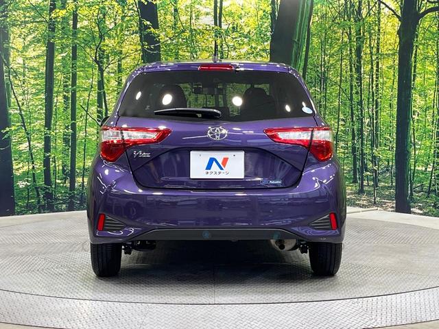 ヴィッツ Ｆ　セーフティーエディションＩＩＩ　禁煙車　純正ＳＤナビ　衝突被害軽減システム　ドラレコ　スマートキー　ＬＥＤヘッドライト　ＥＴＣ　車線逸脱警報　オートライト　Ｂｌｕｅｔｏｏｔｈ接続　ＣＤ　ＤＶＤ再生　ＬＥＤフォグライト（15枚目）