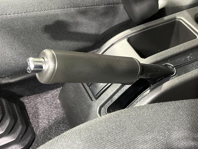 ジムニー ＸＣ　禁煙車　純正ＤＡ　衝突被害軽減システム　ドラレコ　コーナーセンサー　スマートキー　ＬＥＤヘッド　クルコン　純正１６インチアルミ　車線逸脱警報　オートライト　オートエアコン　Ｂｌｕｅｔｏｏｔｈ（34枚目）