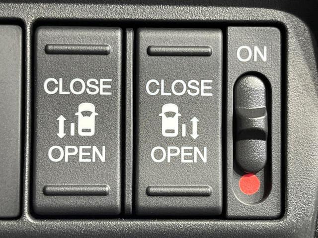 フリード ｅ：ＨＥＶエアー　ＥＸ　登録済未使用車　純正９型ナビ　両側電動ドア　バックカメラ　衝突被害軽減システム　レーダークルーズ　コーナーセンサー　シートヒーター　ＬＥＤヘッドライト　純正１５インチアルミ　Ａｐｐｌｅｃａｒｐｌａｙ（7枚目）