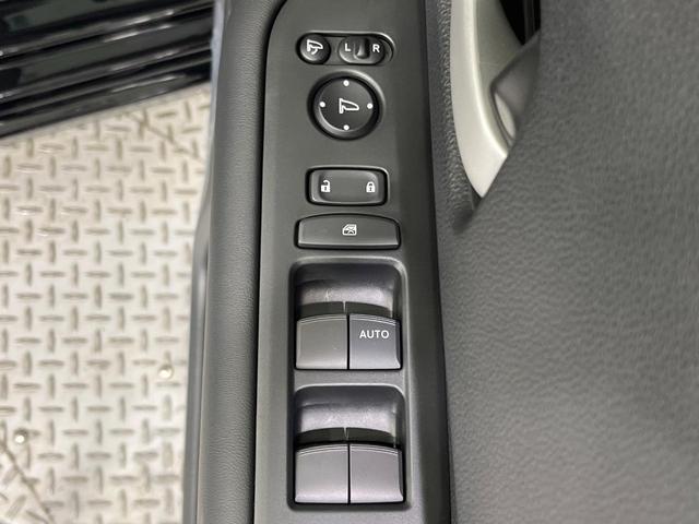 フリード ｅ：ＨＥＶエアー　ＥＸ　登録済未使用車　純正９型ナビ　両側電動ドア　バックカメラ　衝突被害軽減システム　レーダークルーズ　コーナーセンサー　シートヒーター　ＬＥＤヘッドライト　純正１５インチアルミ　Ａｐｐｌｅｃａｒｐｌａｙ（24枚目）