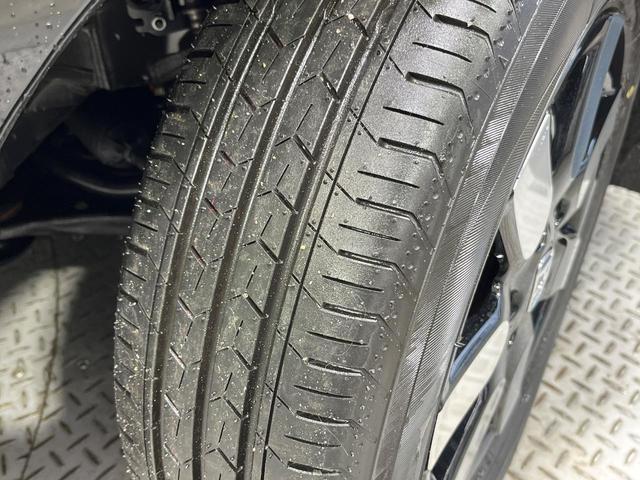 フリード ｅ：ＨＥＶエアー　ＥＸ　登録済未使用車　純正９型ナビ　両側電動ドア　バックカメラ　衝突被害軽減システム　レーダークルーズ　コーナーセンサー　シートヒーター　ＬＥＤヘッドライト　純正１５インチアルミ　Ａｐｐｌｅｃａｒｐｌａｙ（28枚目）