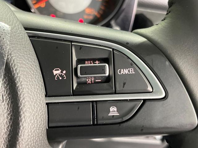 �y�A�_�v�e�B�u�N���[�Y�R���g���[���z�������H�ł̒��������s���y�ɁI�I�����ő��x��ۂN���[�Y�R���g���[�����A�Փˌy���V�X�e���ƘA�g���A�O���̎ԗ������m���ĎԊԂ�ۂ悤�ɑ��x���߂��Ă���܂��I�I