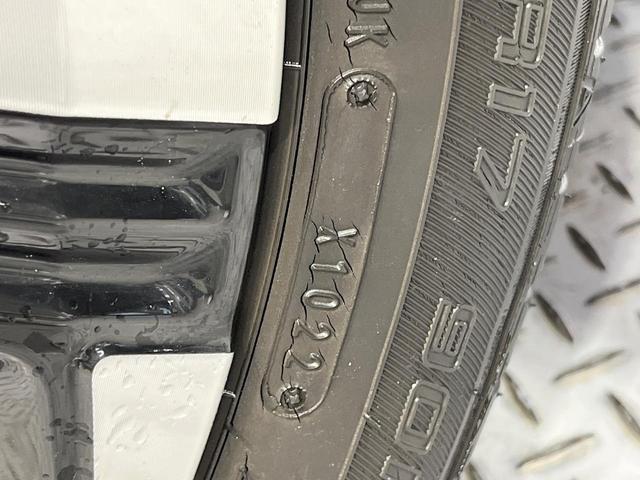 ライズ Ｚ　禁煙車　純正ＳＤナビ　全周囲カメラ　衝突被害軽減システム　レーダークルーズ　ＢＳＭ　ドラレコ　コーナーセンサー　スマートキー　ＬＥＤヘッド　ビルトインＥＴＣ　純正１７インチアルミ　オートハイビーム（30枚目）