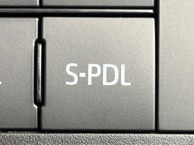 ライズ Ｚ　禁煙車　純正ＳＤナビ　全周囲カメラ　衝突被害軽減システム　レーダークルーズ　ＢＳＭ　ドラレコ　コーナーセンサー　スマートキー　ＬＥＤヘッド　ビルトインＥＴＣ　純正１７インチアルミ　オートハイビーム（52枚目）