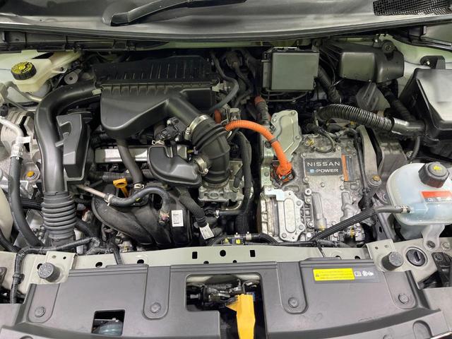 ノート Ｘ　禁煙車　純正９型ナビ　全周囲カメラ　プロパイロット　衝突被害軽減システム　レーダークルーズ　ドラレコ　コーナーセンサー　ＥＴＣ２．０　オートハイビーム　車線逸脱警報　オートライト　オートエアコン（18枚目）