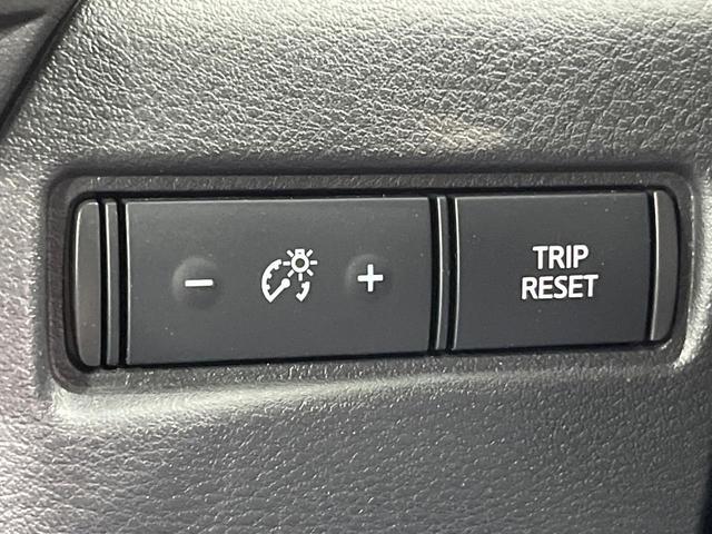 ノート Ｘ　禁煙車　純正９型ナビ　全周囲カメラ　プロパイロット　衝突被害軽減システム　レーダークルーズ　ドラレコ　コーナーセンサー　ＥＴＣ２．０　オートハイビーム　車線逸脱警報　オートライト　オートエアコン（27枚目）