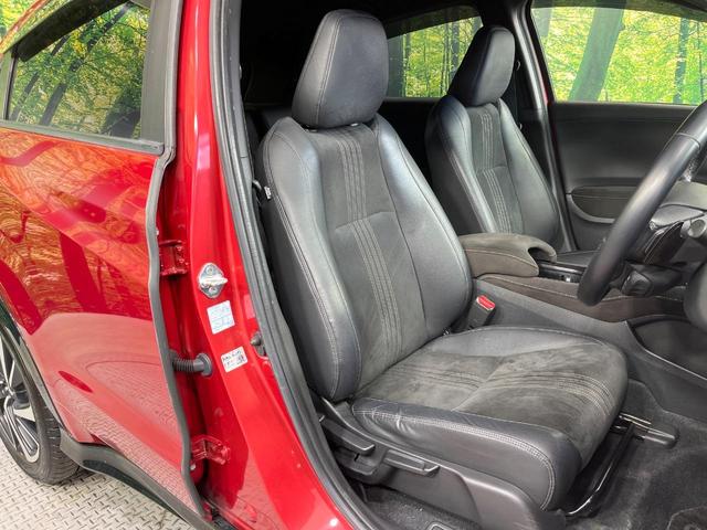 ヴェゼル RS・ホンダセンシング 禁煙車 純正SDナビ バックカメラ 衝突被害軽減システム レーダークルーズ ドラレコ スマートキー LEDヘッド ビルトインETC 純正18インチアルミ 車線逸脱警報 オートライト オートエアコン(8枚目)