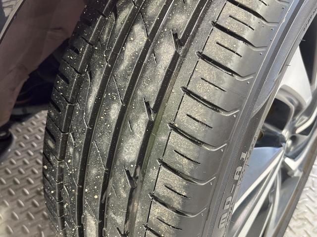 ヴェゼル RS・ホンダセンシング 禁煙車 純正SDナビ バックカメラ 衝突被害軽減システム レーダークルーズ ドラレコ スマートキー LEDヘッド ビルトインETC 純正18インチアルミ 車線逸脱警報 オートライト オートエアコン(24枚目)