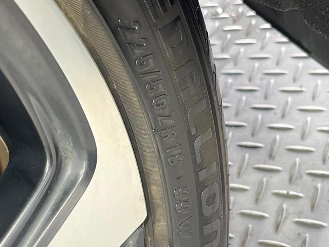 ヴェゼル RS・ホンダセンシング 禁煙車 純正SDナビ バックカメラ 衝突被害軽減システム レーダークルーズ ドラレコ スマートキー LEDヘッド ビルトインETC 純正18インチアルミ 車線逸脱警報 オートライト オートエアコン(26枚目)