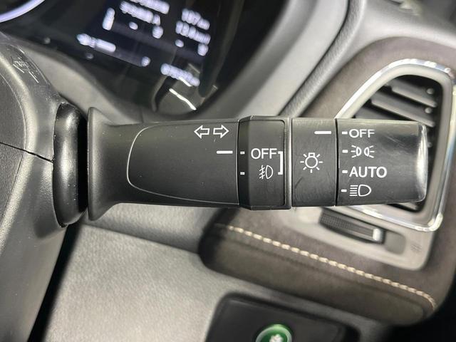 ヴェゼル RS・ホンダセンシング 禁煙車 純正SDナビ バックカメラ 衝突被害軽減システム レーダークルーズ ドラレコ スマートキー LEDヘッド ビルトインETC 純正18インチアルミ 車線逸脱警報 オートライト オートエアコン(56枚目)