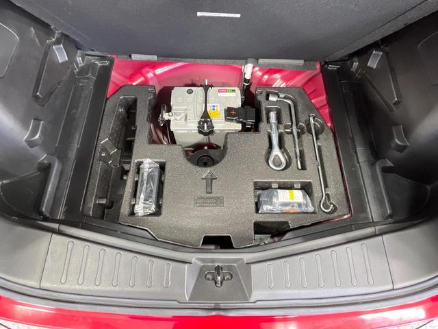 ノート ｅ－パワー　Ｘ　モード・プレミア　禁煙車　純正ＳＤナビ　全周囲カメラ　衝突被害軽減システム　レーダークルーズ　ドラレコ　コーナーセンサー　スマートキー　ＬＥＤヘッドライト　車線逸脱警報　オートライト　オートエアコン　Ｂｌｕｅｔｏｏｔｈ（42枚目）