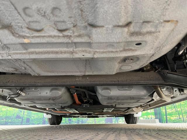 フィット ｅ：ＨＥＶホーム　禁煙車　純正９型ＳＤナビ　バックカメラ　衝突被害軽減システム　レーダークルーズ　ドラレコ　コーナーセンサー　スマートキー　ＬＥＤヘッド　ビルトインＥＴＣ　車線逸脱警報　オートライト　オートエアコン（19枚目）