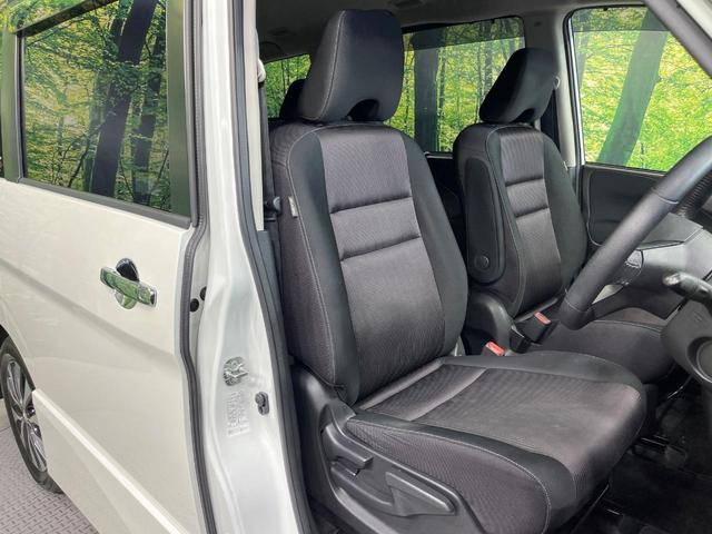 セレナ ハイウェイスター　ＶセレクションＩＩ　禁煙車　両側電動ドア　純正９型ＳＤナビ　後席モニター　全周囲カメラ　衝突被害軽減システム　レーダークルーズ　ドラレコ　コーナーセンサー　ＬＥＤヘッド　ビルトインＥＴＣ　純正１６インチアルミ（9枚目）