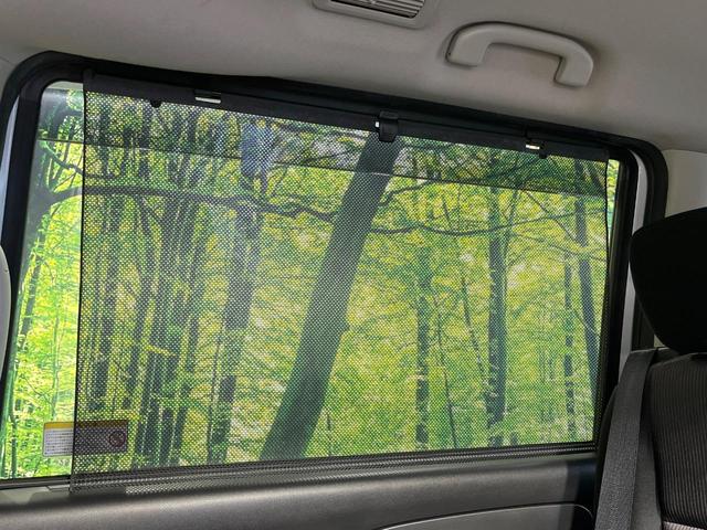 セレナ ハイウェイスター　ＶセレクションＩＩ　禁煙車　両側電動ドア　純正９型ＳＤナビ　後席モニター　全周囲カメラ　衝突被害軽減システム　レーダークルーズ　ドラレコ　コーナーセンサー　ＬＥＤヘッド　ビルトインＥＴＣ　純正１６インチアルミ（48枚目）