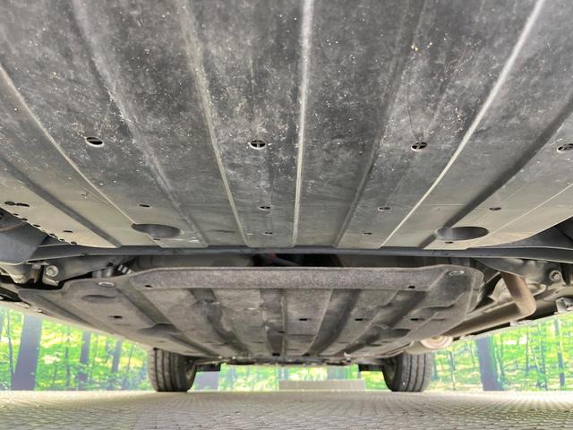 ヴェゼル ハイブリッドZ 禁煙車 純正8型ナビ バックカメラ 衝突被害軽減システム ドラレコ スマートキー LEDヘッド シートヒーター ETC クルコン オートライト デュアルエアコン Bluetooth CD DVD再生(19枚目)