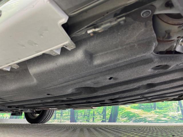 ヴェゼル ハイブリッドZ 禁煙車 純正8型ナビ バックカメラ 衝突被害軽減システム ドラレコ スマートキー LEDヘッド シートヒーター ETC クルコン オートライト デュアルエアコン Bluetooth CD DVD再生(21枚目)