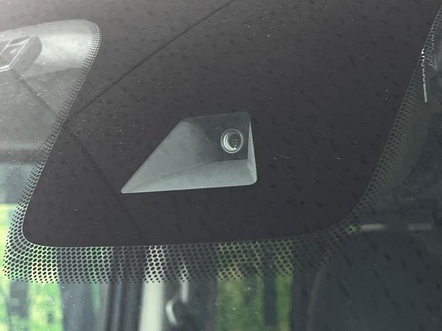 �y�O�H��-�`�����������z���s���ɑO���̎ԗ�����F�����A�Փ˂������Ȏ��͌x��ƃu���[�L�ŏՓˉ���Ɣ�Q�y�����A�V�X�g�B�����S�Ƀh���C�u�����y���݂��������܂��B