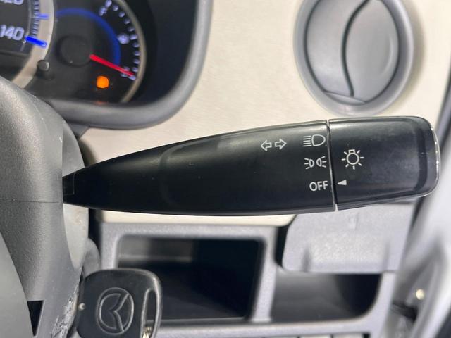 ＸＧ　禁煙車　ディスプレイオーディオ　Ｂｌｕｅｔｏｏｔｈ　ＣＤ　ＤＶＤ　オートエアコン　リモコンキー　アイドリングストップ（画像23）