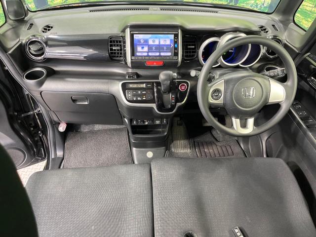 Ｇ　ＳＳパッケージ　禁煙車　シティブレーキ　両側電動ドア　純正ナビ　バックモニター　Ｂｌｕｅｔｏｏｔｈ再生　ＴＶ　ＤＶＤ　ＥＴＣ　スマートキー　シートヒーター　オートリトラミラー　ＨＩＤヘッド　純正１４インチＡＷ（画像2）