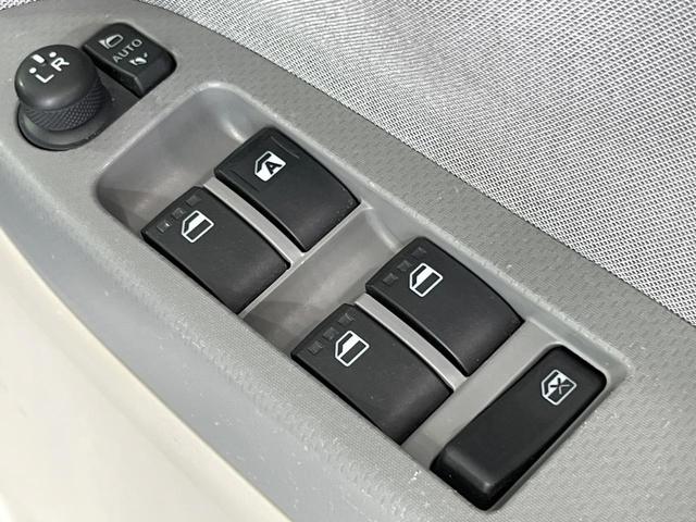 スタイルＸ　ＳＡＩＩ　禁煙車　ＳＤナビ　バックカメラ　衝突被害軽減システム　スマートキー　オートライト　オートエアコン　Ｂｌｕｅｔｏｏｔｈ　ＣＤ　ＤＶＤ再生　フルセグ　ＨＩＤフォグ（画像32）