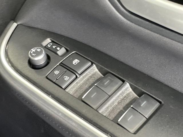 ハイブリッドＳ－Ｚ　禁煙車　１０．５ディスプレイオーディオ　両側電動ドア　バックカメラ　衝突被害軽減システム　ハーフレザーシート　ドラレコ　コーナーセンサー　スマートキー　ＬＥＤヘッド　ＥＴＣ２．０　純正１７インチアルミ（画像43）