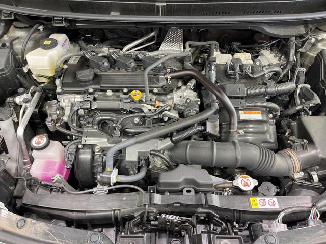 ハイブリッドＺ　禁煙車　純正８型ディスプレイオーディオ　全周囲カメラ　衝突被害軽減システム　ＢＳＭ　ハーフレザーシート　パワーシート　ドラレコ　コーナーセンサー　ＥＴＣ　純正１８インチアルミ　オートハイビーム（画像18）