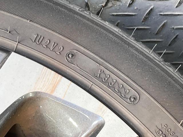ハイブリッドＺ　禁煙車　純正８型ディスプレイオーディオ　全周囲カメラ　衝突被害軽減システム　ＢＳＭ　ハーフレザーシート　パワーシート　ドラレコ　コーナーセンサー　ＥＴＣ　純正１８インチアルミ　オートハイビーム（画像57）