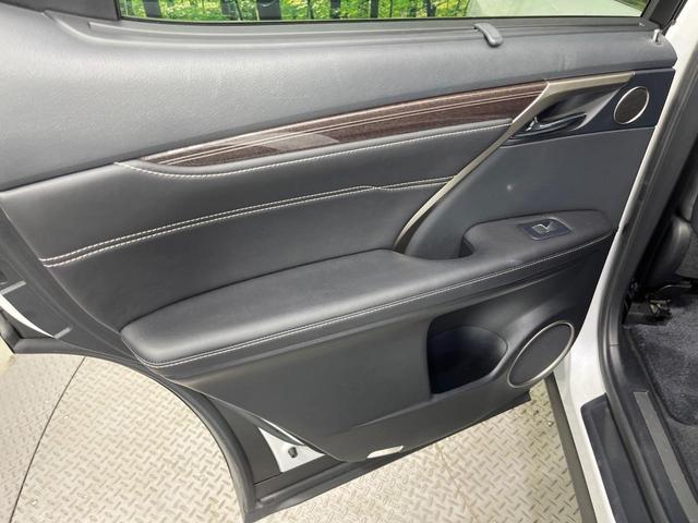 ＲＸ４５０ｈ　バージョンＬ　禁煙車　１２．３インチディスプレイオーディオ　バックカメラ　衝突被害軽減システム　電動リアゲート　全席シートヒーター　前席シートエアコン　ドラレコ　コーナーセンサー　スマートキー　ＥＴＣ２．０（画像50）