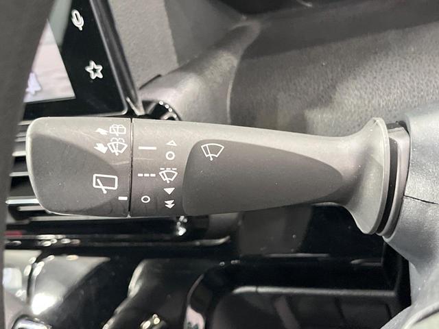 カスタムＸ　禁煙車　純正９型ディスプレイオーディオ　バックカメラ　シートヒーター　両側電動ドア　Ａｐｐｌｅｃａｒｐｌａｙ　ａｎｄｒｏｉｄａｕｔｏ　フルセグＴＶ　オートエアコン　純正１４インチアルミ　スマートキー（画像31）