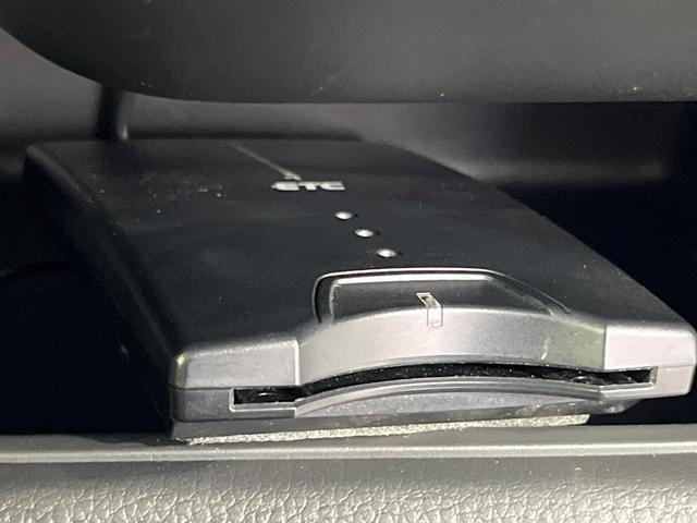 Ｌターボ　禁煙車　両側電動ドア　純正ＳＤナビ　バックカメラ　衝突被害軽減システム　合皮コンビシート　コーナーセンサー　スマートキー　ＬＥＤヘッド　ビルトインＥＴＣ　純正１５インチアルミ　車線逸脱警報（画像6）