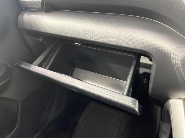 Ｘ　禁煙車　衝突被害軽減システム　コーナーセンサー　スマートキー　ＬＥＤヘッド　ビルトインＥＴＣ　オートライト　プライバシーガラス　オートライト　盗難防止システム　電動ミラー（画像34）