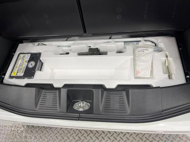 ハイブリッドＧＳ　禁煙車　電動スライドドア　ＳＤナビ　バックカメラ　衝突被害軽減システム　シートヒーター　ドラレコ　コーナーセンサー　スマートキー　ＬＥＤヘッド　ＥＴＣ　車線逸脱警報　オートライト　オートエアコン（画像42）