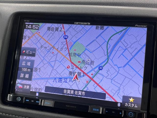 ハイブリッドＺ　禁煙車　８型ＳＤナビ　バックカメラ　衝突被害軽減システム　ハーフレザーシート　スマートキー　ビルトインＥＴＣ　クルコン　純正１７インチアルミ　オートライト　デュアルエアコン　Ｂｌｕｅｔｏｏｔｈ　ＣＤ（画像4）