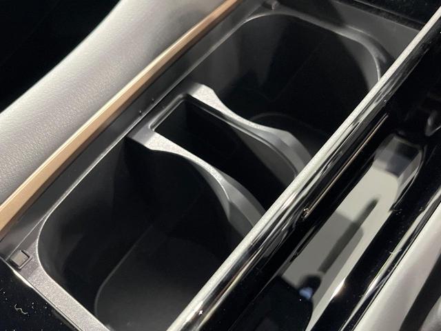 Ｘ　禁煙車　純正９インチディスプレイオーディオ　全周囲カメラ　両側電動スライドドア　ユニバーサルステップ　Ｂｌｕｅｔｏｏｔｈ　レーダークルーズ　ＬＥＤヘッド　ＥＴＣ　純正１７インチＡＷ　スマートキー（画像48）