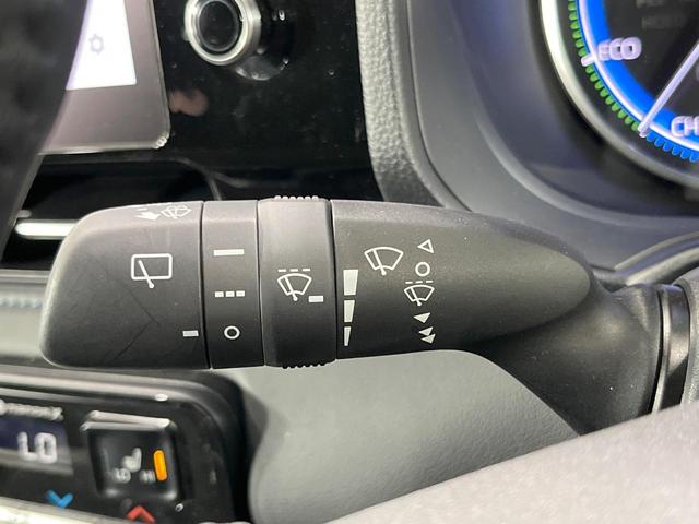 ハイブリッドＳ－Ｚ　禁煙車　両側電動ドア　後席モニター　バックカメラ　衝突被害軽減システム　電動リアゲート　ハーフレザーシート　ドラレコ　コーナーセンサー　スマートキー　ＬＥＤヘッド　ＥＴＣ２．０　純正１７インチアルミ（画像59）