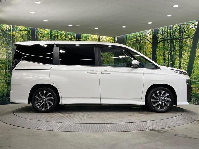 ハイブリッドＳ－Ｚ　禁煙車　両側電動ドア　後席モニター　バックカメラ　衝突被害軽減システム　電動リアゲート　ハーフレザーシート　ドラレコ　コーナーセンサー　スマートキー　ＬＥＤヘッド　ＥＴＣ２．０　純正１７インチアルミ（画像70）