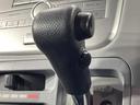 ＦＸ　禁煙車　ＣＤ　電動格納ミラー　ドアバイザー　プライバシーガラス　衝突安全ボディ　盗難防止システム　キーレスエントリー　パワーウィンドウ　パワーステアリング（46枚目）