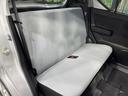 後部座席も気になるようなキズ・汚れやへたり等、大きなダメージはなく、良好な状態です。