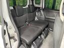 後部座席も気になるようなキズ・汚れやへたり等、大きなダメージはなく、良好な状態です。