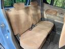 後部座席も気になるようなキズ・汚れやへたり等、大きなダメージはなく、良好な状態です。