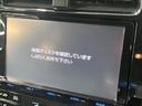 プリウス Sセーフティプラス 禁煙車 純正9インチナビ バックカメラ Bluetooth 衝突軽減 レーダークルーズ LEDヘッドライト ETC オートライト スマートキー シートカバー 中古車画像_4